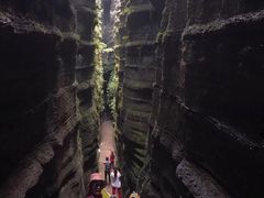 -梭布垭石林景区