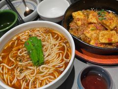 蒜香火腿包浆豆腐-云海肴·汽锅鸡·云南菜(高德置地店)