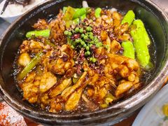 酱爆跳跳蛙-老头儿油爆虾·知味杭州(爱琴海购物中心)
