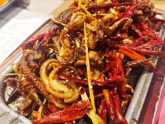 辣炒墨鱼爪-西塔老太太泥炉烤肉