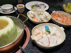 -得意咚瓜·顺德鱼生·冬瓜火锅(深圳首店)