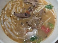 友仔三拼老友粉-水平有限广西米粉·广西风味集(五道口店)
