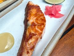 现烤三文鱼-THE CANNERY&JUJU 新鲜海鲜·牛排美食酒廊