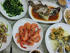 -四川小胡子海鲜(丁村万人海鲜广场店)