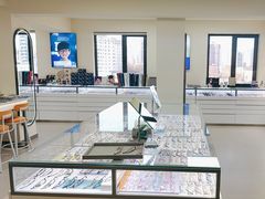 -潘多拉眼镜·蔡司依视路明月(潘家园店)