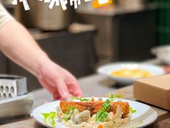 -MOMENTI手工意面(晶耀前滩店)