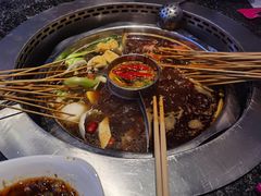 -佰人王串串香火锅(洋珠巷店)