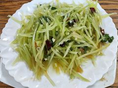 -溢心园香河肉饼总店