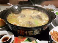 -越城记黑鱼煲(万达店)