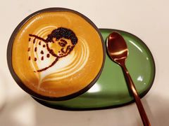 -潮一不贰·法式甜品·生日蛋糕·西式简餐(外滩店)