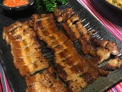 -香巴拉云南餐厅(华莱坞店)