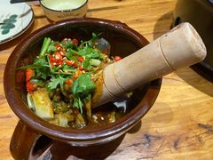 -老滇山寨•云南特色菜•地方菜•民族风情歌舞表演(金碧店)