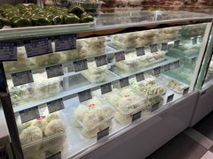 -白玉兰食品(中山公园龙之梦店)