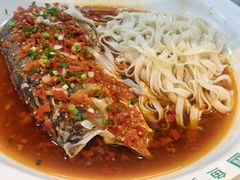 -湘当有饭剁椒鱼头(昆山招商花园城店)