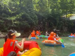 -安吉龙王山峡谷漂流