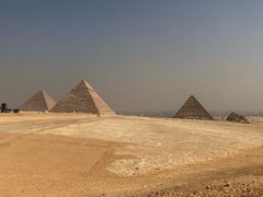 -吉萨金字塔群