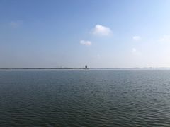 -上海滴水湖皇冠假日酒店