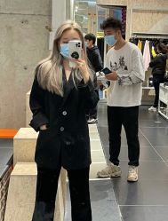 -AYO SALON