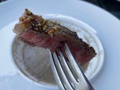 -MONICH牛排融合餐厅(和义大道购物中心店)