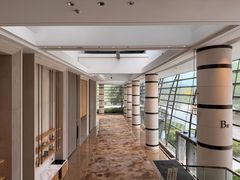 -上海佘山世茂艾美酒店