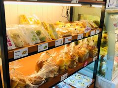 面包甜点陈列柜-一鸣真鲜奶吧(益乐路店)