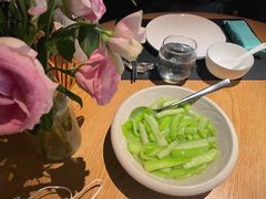 青豆烩丝瓜-滋色臻选川菜(北京坊旗舰店)