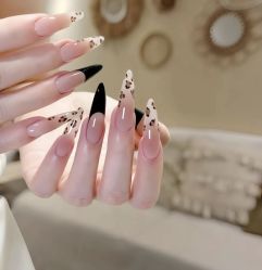 -斯馨·健康美甲美睫