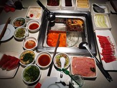 -海底捞火锅鲜切牛肉主题店(长寿路店)