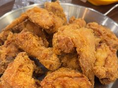 -BHC炸鸡(明洞总店)