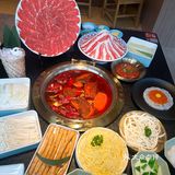 当然，还有他们的招牌瀑布土豆丝，涮三秒就能吃