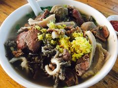 -潮镇老尾牛杂(环城西路店)