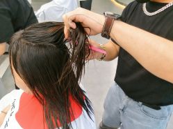 -变画·发型STUDIO