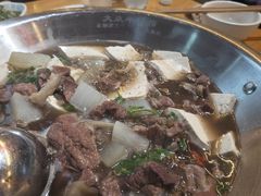 -大众跷脚牛肉馆·非遗传承单位(峨眉山店)