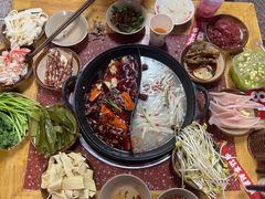 -赵美丽·重庆社区火锅·直营店(火车东站·中豪国际店)