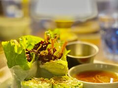 三文鱼刺身米纸卷-CHINCHIN 青青·泰国料理(万象食家店)