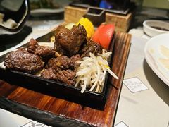 -穹六人间 people 6(岳阳路店)