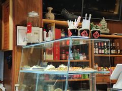 面包甜点陈列柜-虢国羊肉汤馆(政二街店)
