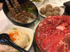 -鲜入围煮花胶鸡海鲜火锅