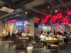 大堂-么肆烤肉·中式自助·烤肉大排档(街道口季佳PAI店)