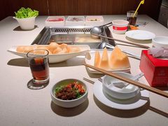 -海底捞火锅鲜切牛肉主题店(长寿路店)