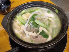秀才砂锅米线-丽虹云南过桥米线(兴工街店)