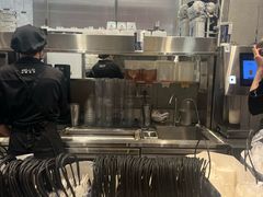-霸王茶姬(上海静安大悦城店)
