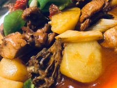 沙湾大盘鸡-塔哈尔·新疆盛宴(城西银泰店)