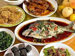 -芦茨金富饭庄·25年老字号·专做稻草鸡