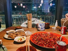-先启半步颠小酒馆(白麓里店)