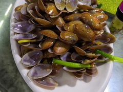 -亚龙湾8号(丁村万人海鲜广场店)