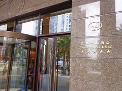 大门-汕尾巴黎半岛酒店