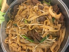 干炒牛河-牛一煲美食(江高店)