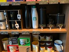 零售区-星巴克(宁波老外滩店)