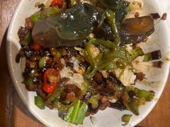 -云海肴·汽锅鸡·云南菜(天山百盛优客店)